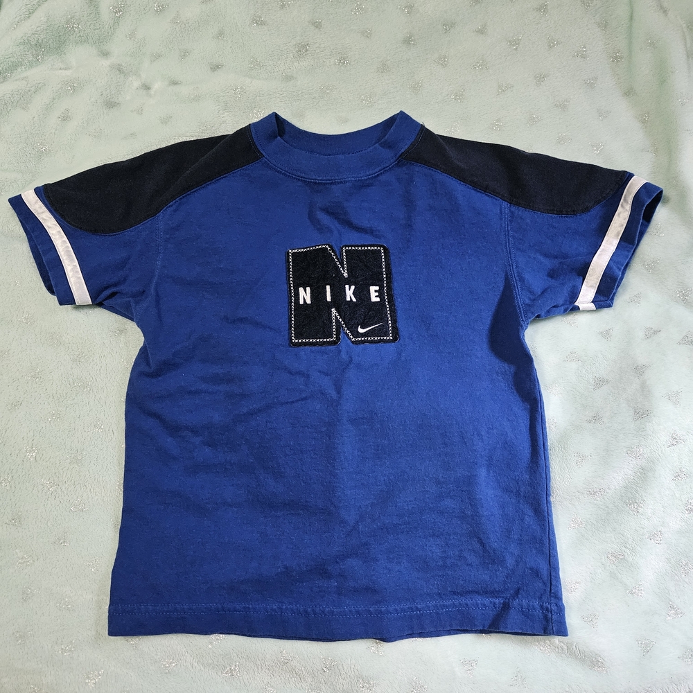 Nike Kids Short Sleeve Tee Shirt